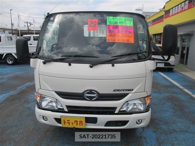 Hino DUTRO 2017-09 296733-1