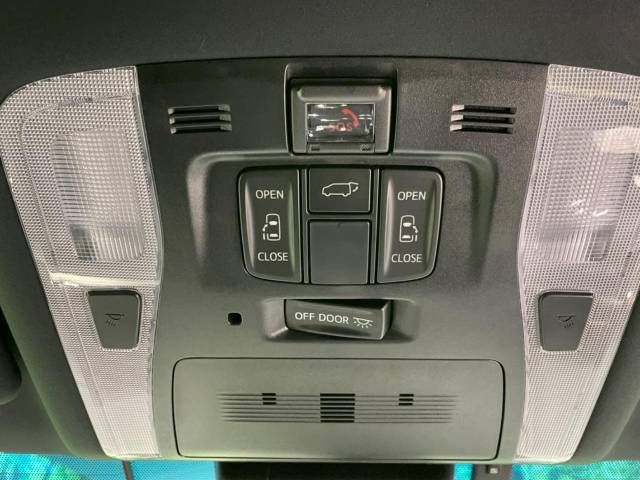 Toyota VELLFIRE 2022-03 184348-6