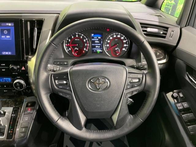 Toyota VELLFIRE 2022-03 184348-12