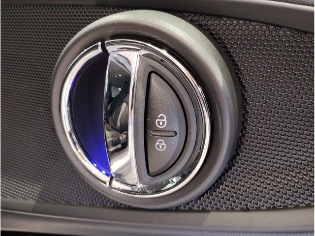 Bmw MINI 2021-09 9058-23
