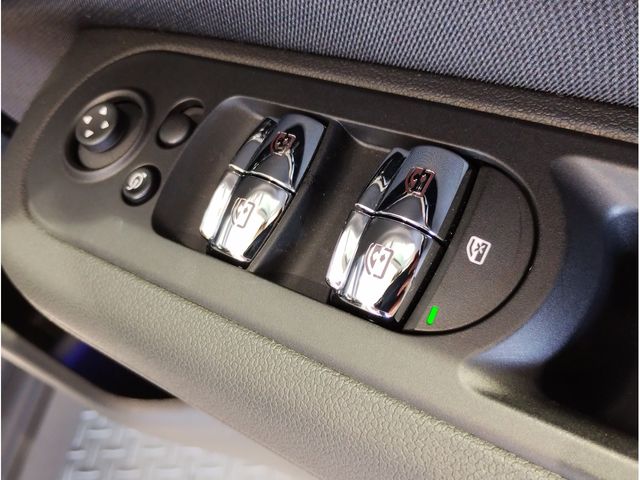 Bmw MINI 2021-09 9058-25