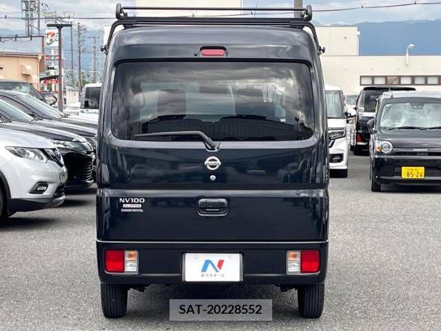 Nissan CLIPPER 2018-05 281161-15
