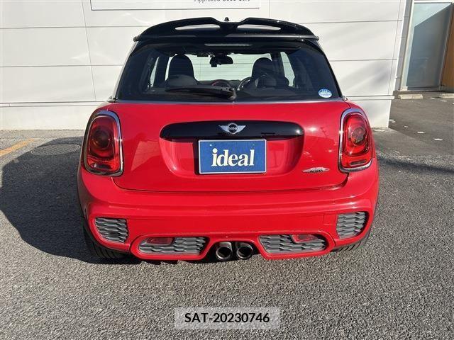 Bmw MINI 2018-02 395920-5