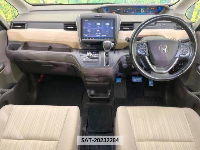 Honda FREED 2017-04 376130-1