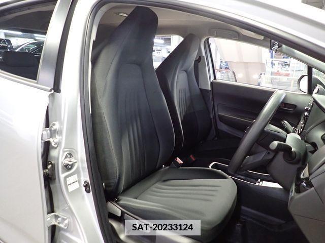 Toyota AQUA 2022-02 340574-11