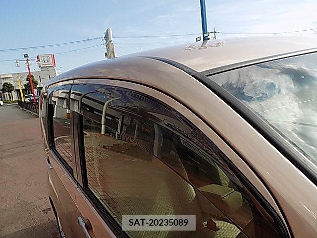 Daihatsu MOVE 2018-08 206097-26
