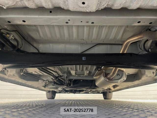 Honda N BOX 2022-12 333897-19