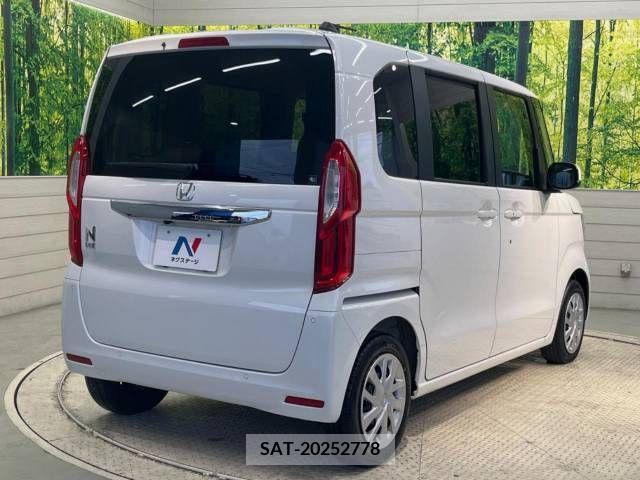 Honda N BOX 2022-12 333897-17