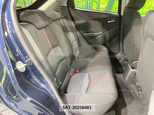 Mazda DEMIO 2015-11 301939-9
