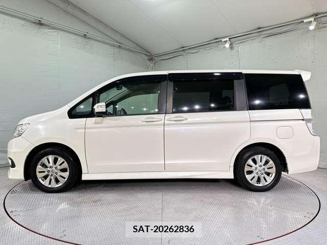 Honda e 2010-05 327738-7