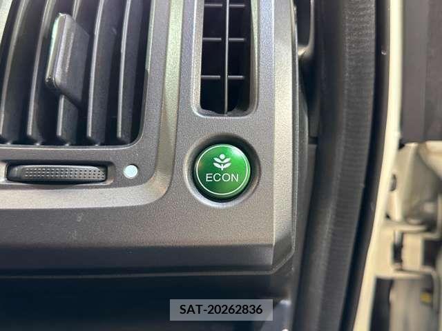Honda e 2010-05 327738-12