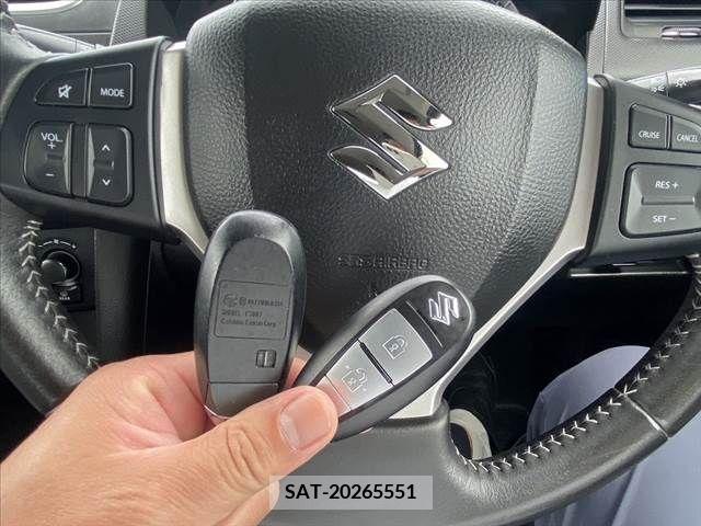 Suzuki SWIFT 2015-05 320923-4