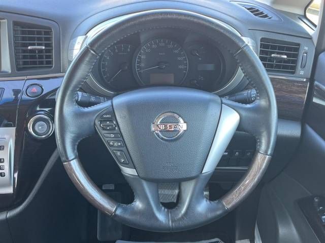 Nissan ELGRAND 2013-07 192722-12