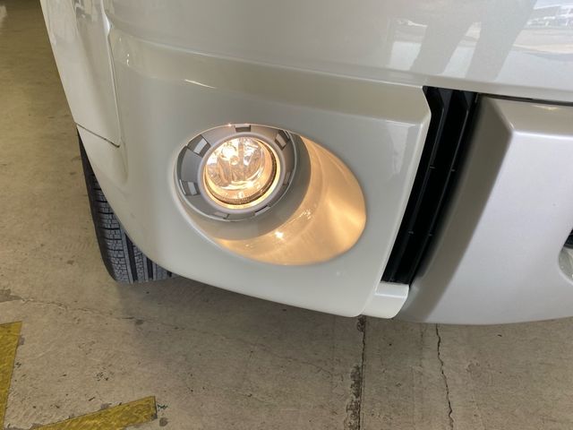 Mitsubishi DELICA D5 2011-06 23352-6