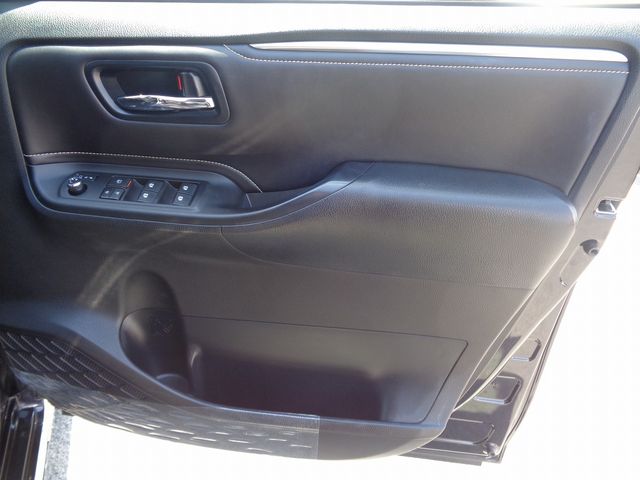 Toyota ESQUIRE 2016-09 16603-17