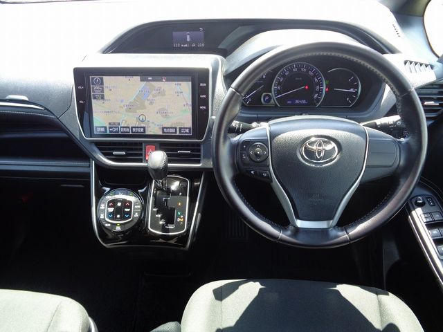 Toyota ESQUIRE 2016-09 16603-1