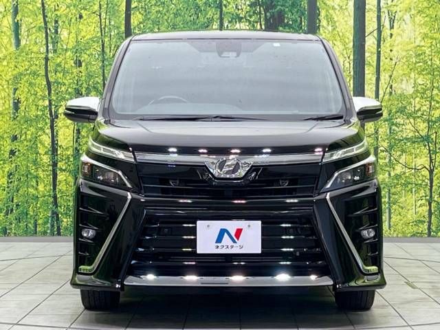 Toyota VOXY 2020-03 11228-15