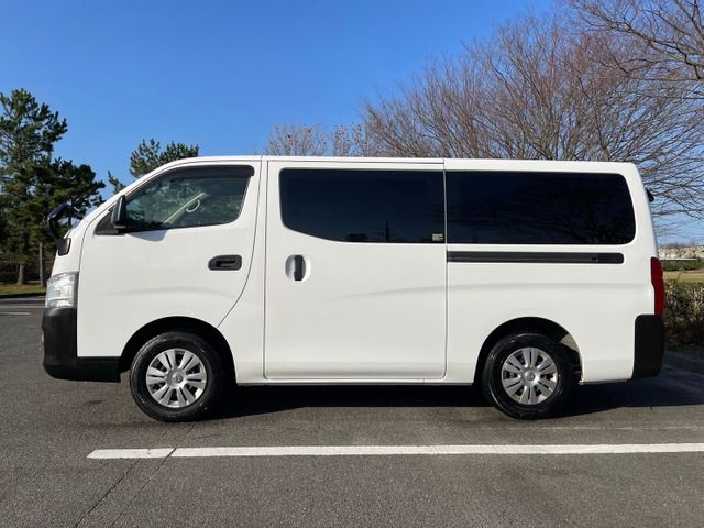 Nissan NV350 Caravan 2016-10 193538-13