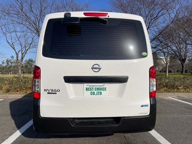 Nissan NV350 Caravan 2016-10 193538-5