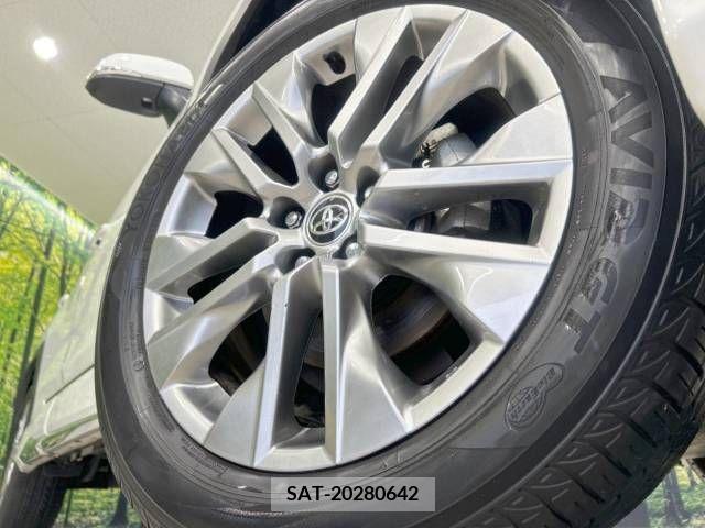 Toyota RAV4 2021-11 343477-14