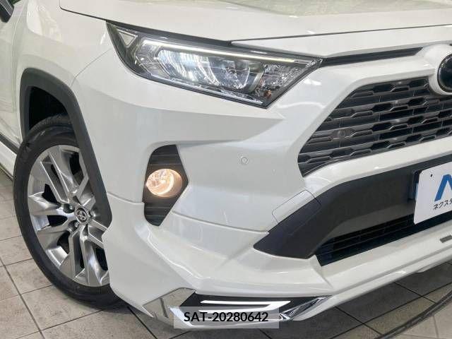 Toyota RAV4 2021-11 343477-13