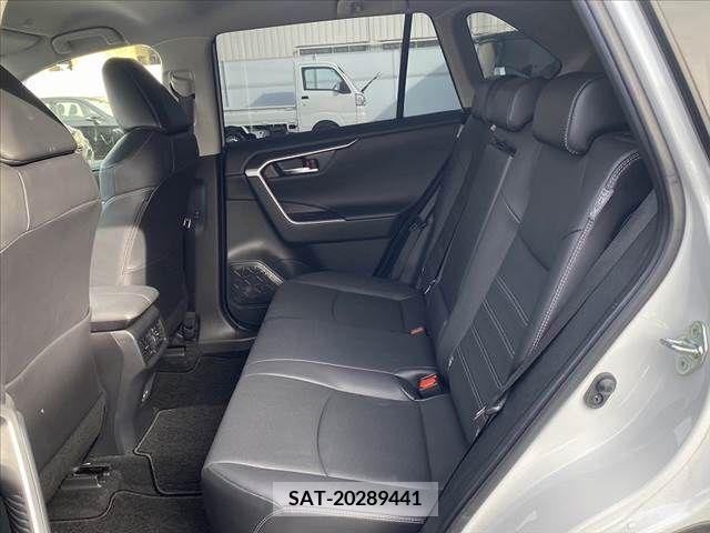 Toyota RAV4 2022-10 282683-18