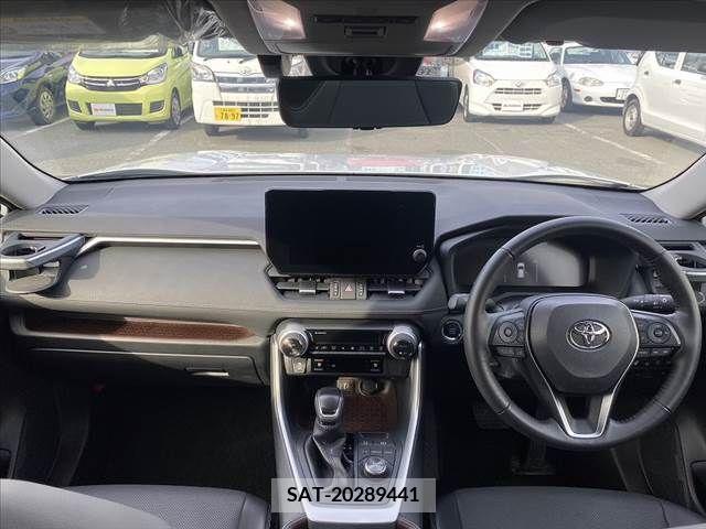Toyota RAV4 2022-10 282683-1