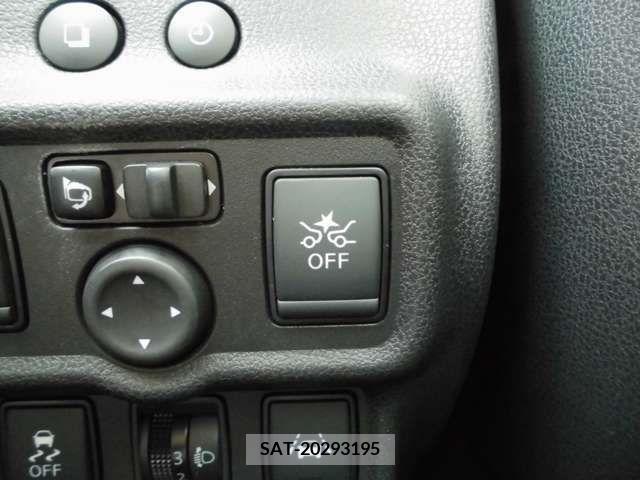 Nissan NOTE 2018-07 392889-6
