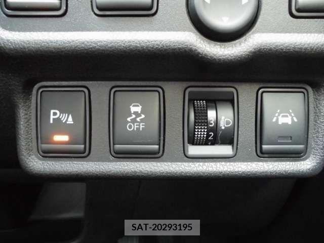 Nissan NOTE 2018-07 392889-5