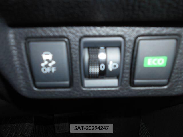 Nissan Sylphy 2017-02 251014-17
