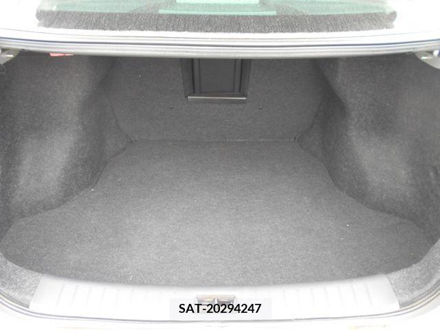 Nissan Sylphy 2017-02 251014-14