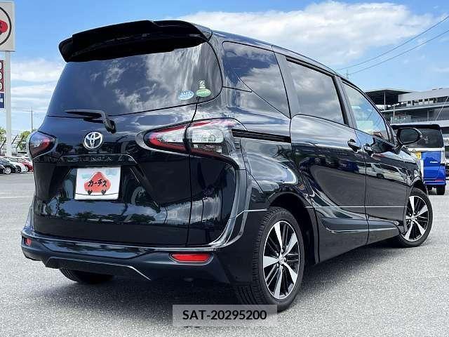 Toyota SIENTA 2017-10 298342-2