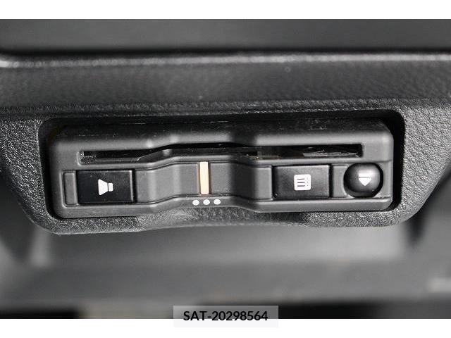 Subaru LEVORG 2022-04 352241-4
