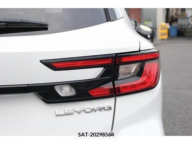 Subaru LEVORG 2022-04 352241-11
