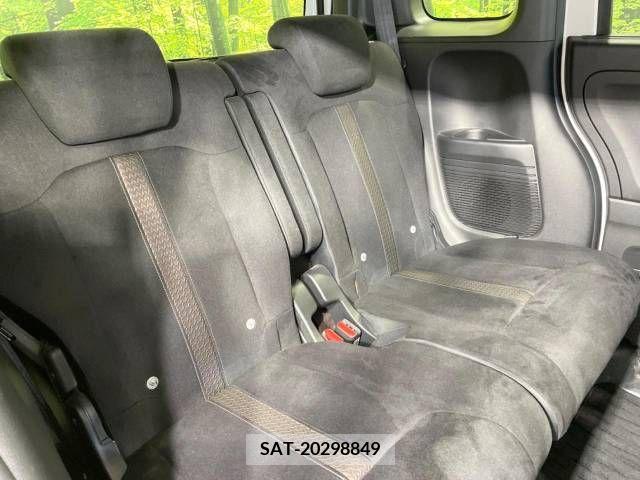 Honda N BOX CUSTOM 2020-01 331006-9