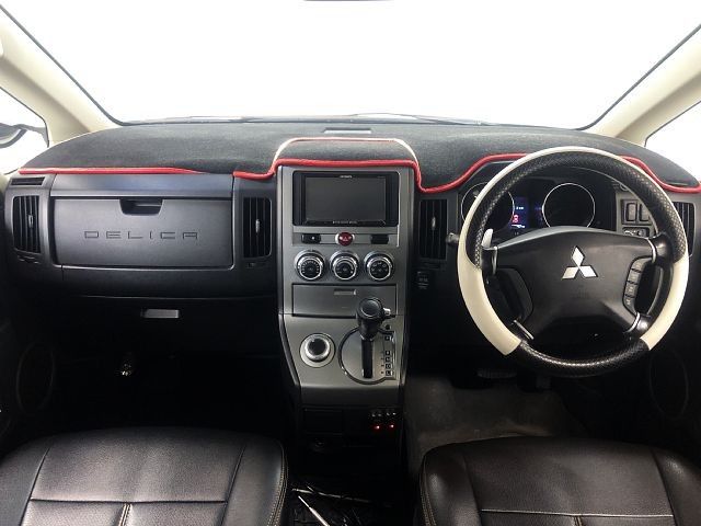 Mitsubishi DELICA D5 2013-01 190604-1