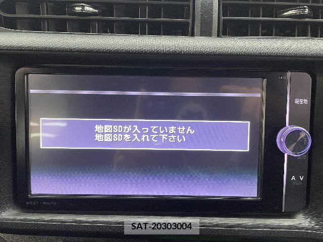 Toyota AQUA 2013-12 207181-4