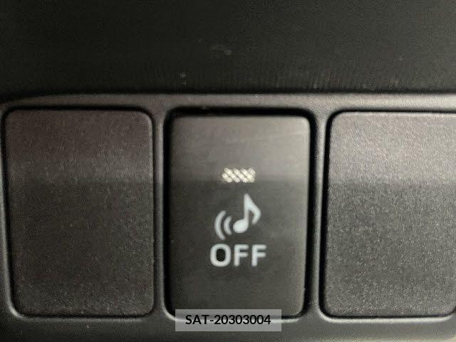 Toyota AQUA 2013-12 207181-17