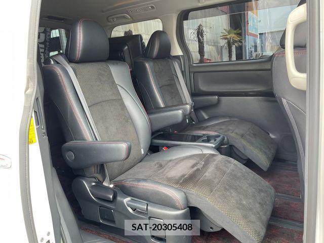 Toyota VELLFIRE 2013-12 371771-16
