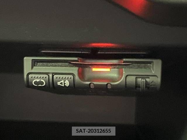 Nissan NOTE 2017-08 341005-7