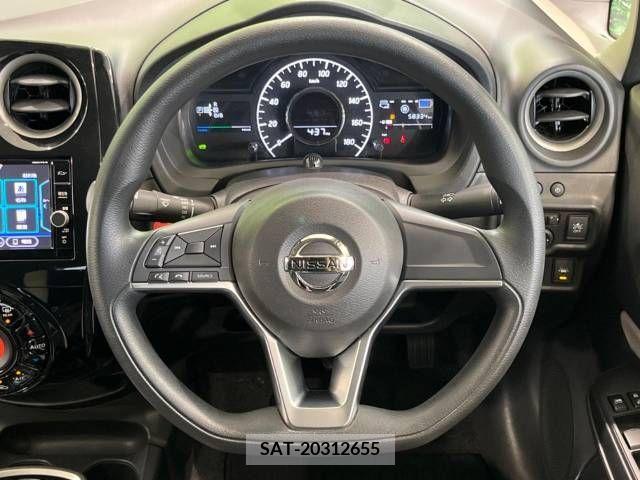 Nissan NOTE 2017-08 341005-11