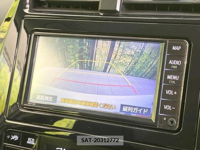 Toyota PRIUS 2021-07 322484-4