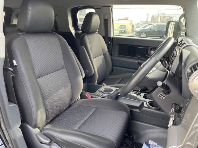 Toyota FJ CRUISER 2016-11 13030-8