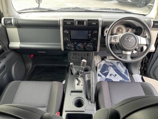 Toyota FJ CRUISER 2016-11 13030-1