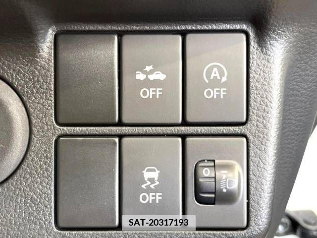 Suzuki ALTO 2018-04 355816-5