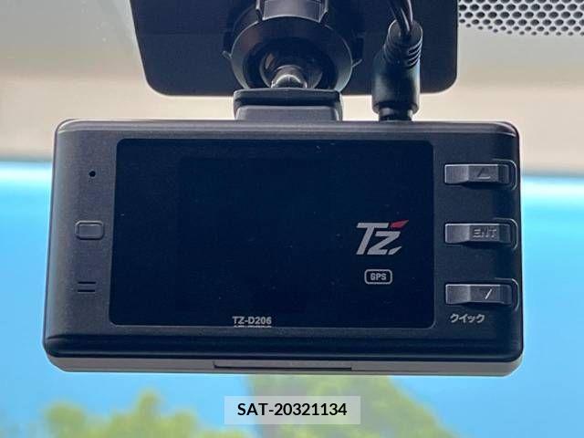Toyota C-HR 2017-11 337683-7