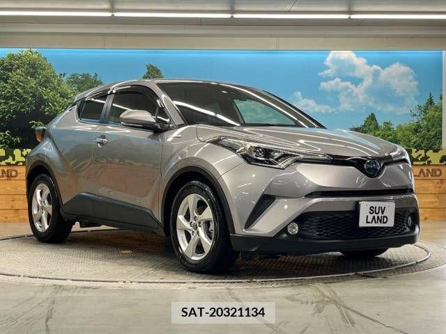 Toyota C-HR 2017-11 337683-16