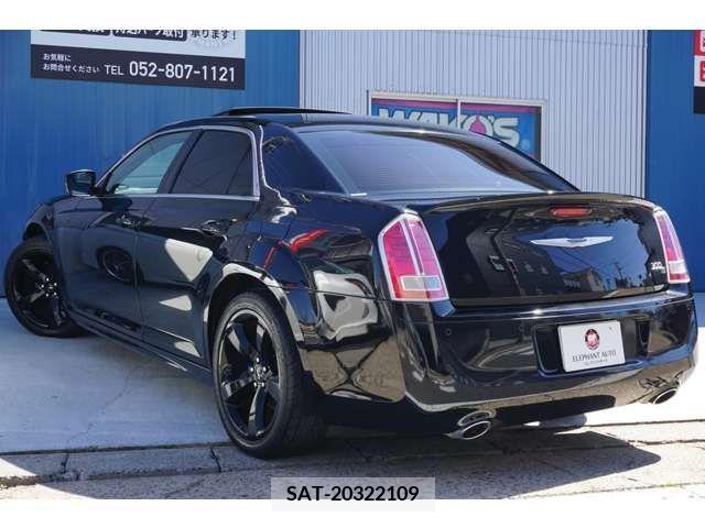 Chrysler 300 2013-09 299007-7