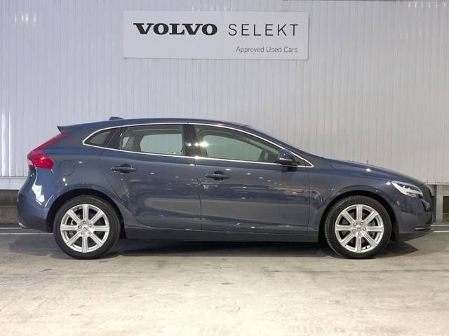 Volvo V40 2020-06 196137-19