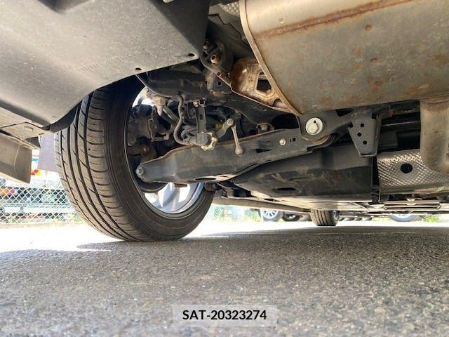 Toyota PRIUS 2016-02 281925-4